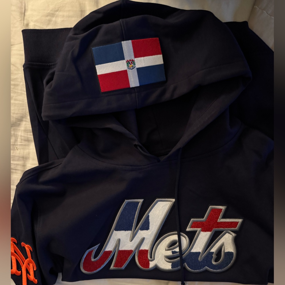 NY METS Navy Pullover Hoodie with DOMINICAN FLAG
